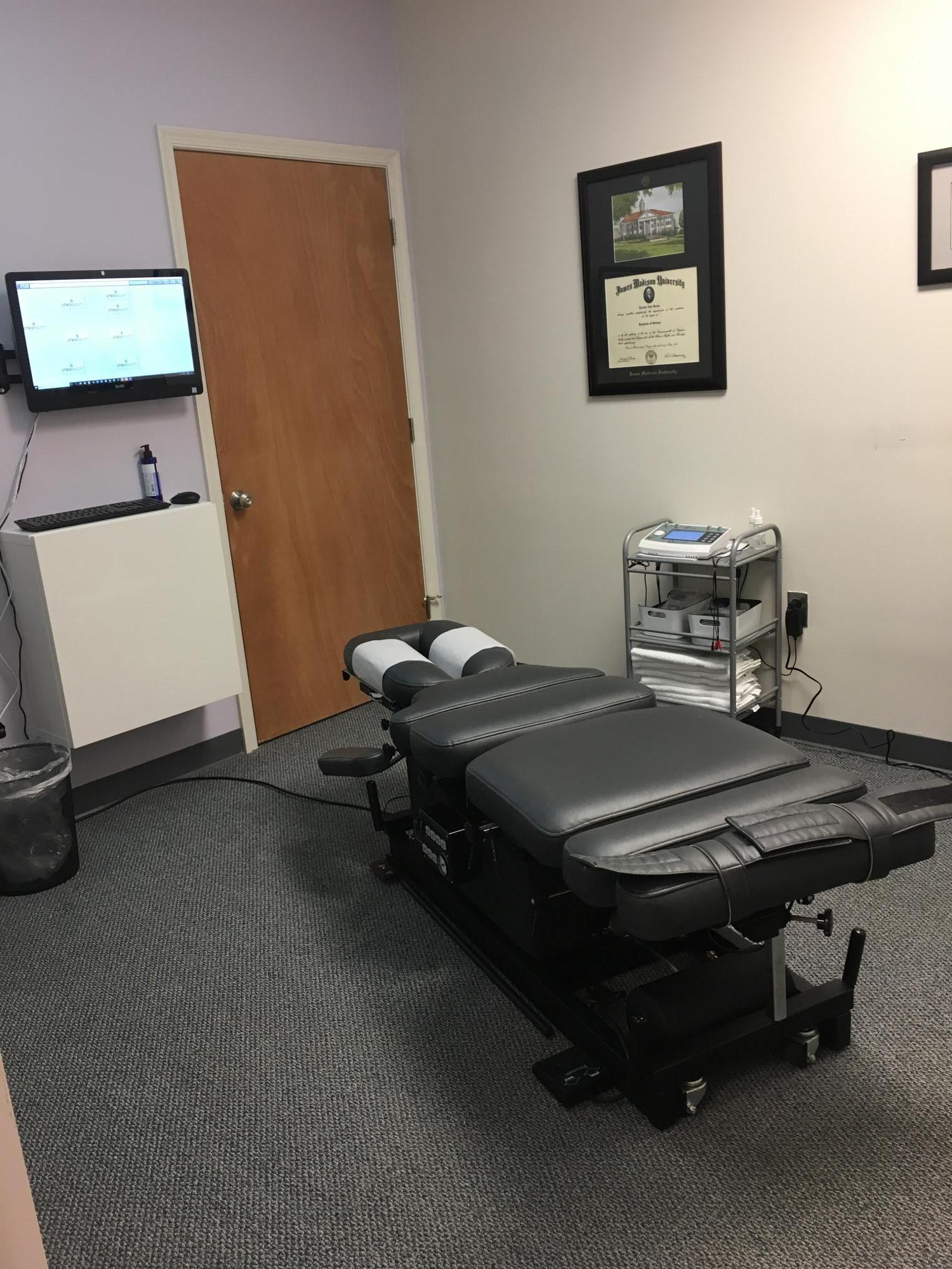 chiropractic Cox Flexion Distraction table