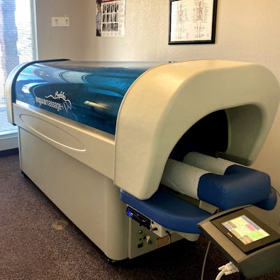  Aqua Massage Therapy